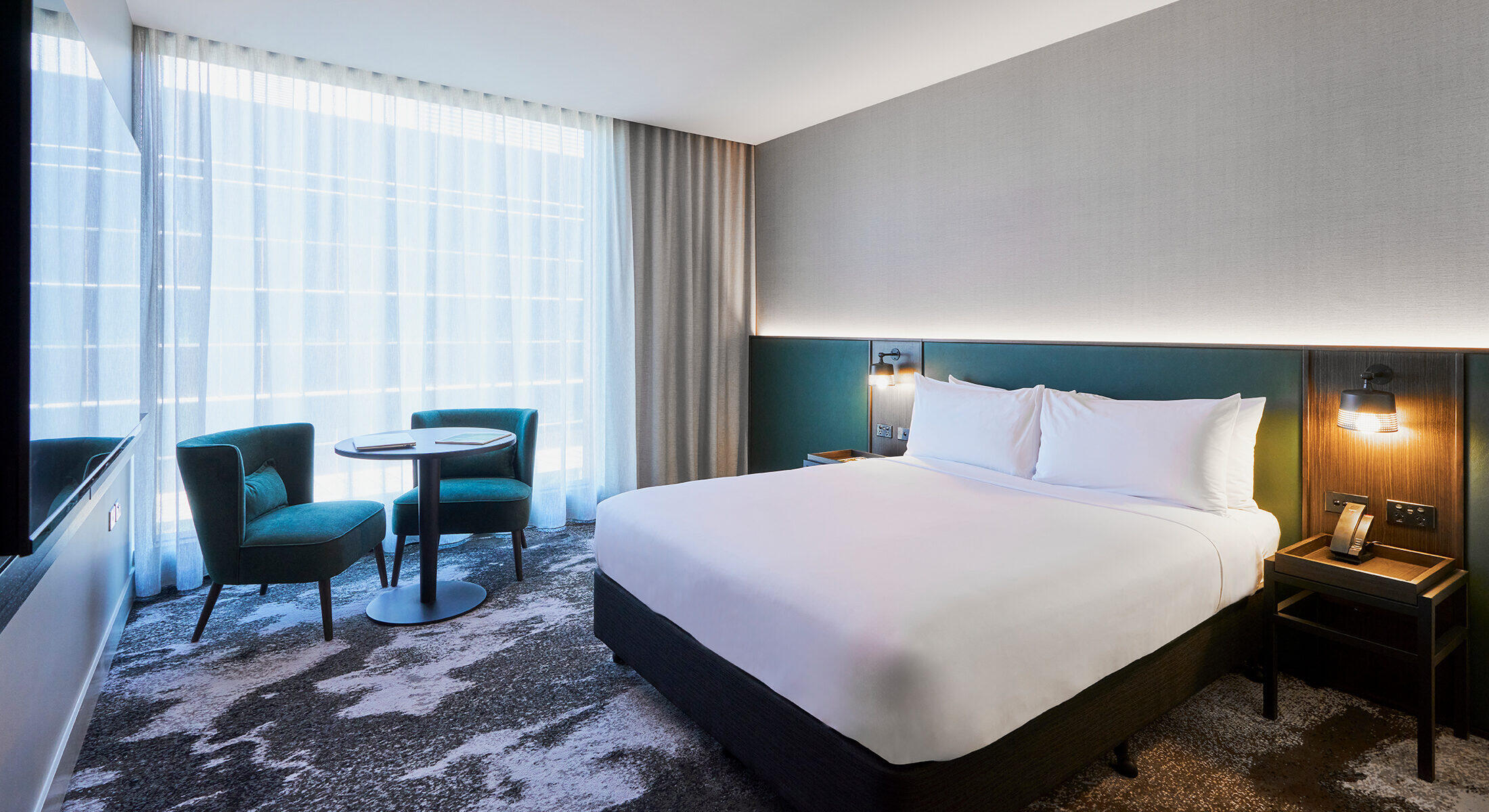 melbourne airport overnight stay